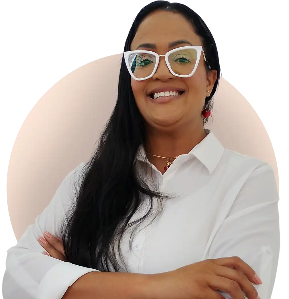 Dra. Madalena Freitas - Dentista na Cidade Dutra
